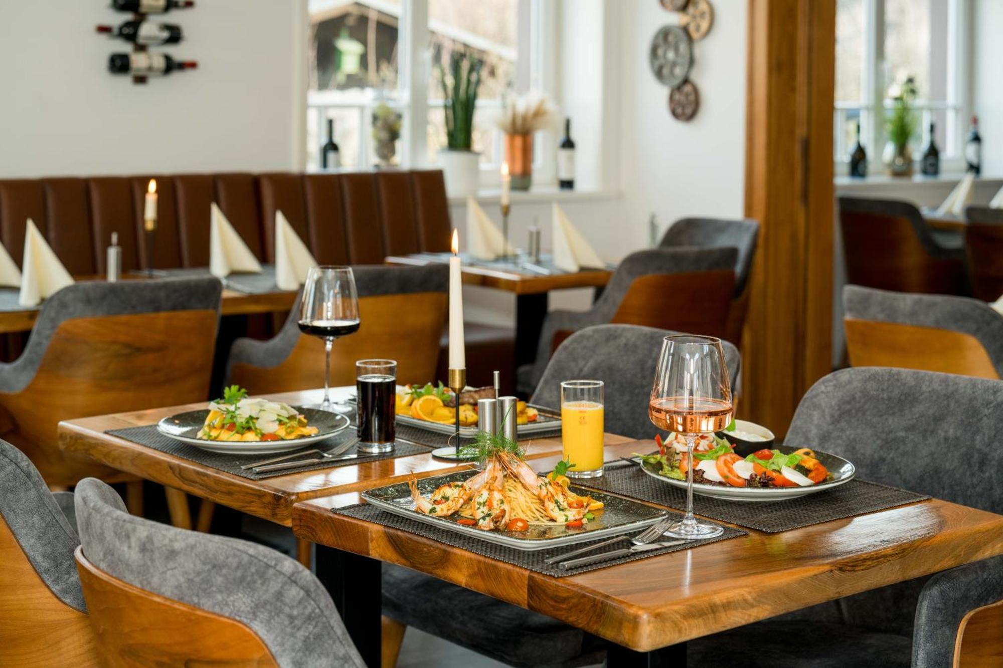 Roca Restaurant Und Hotel Bommersheim Esterno foto